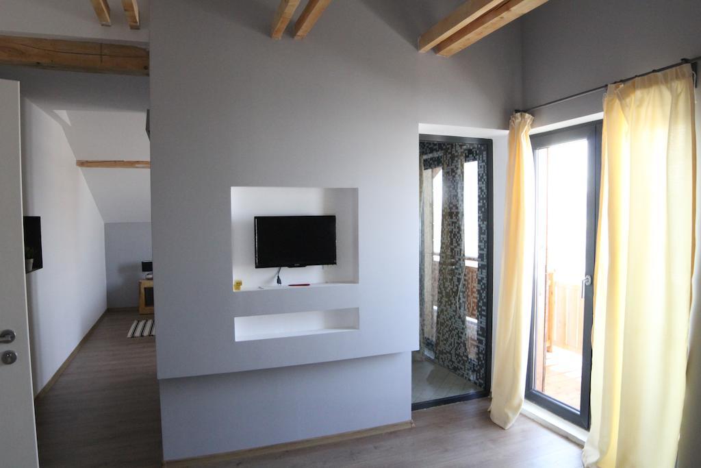 Villa Swiss Săcele Екстериор снимка