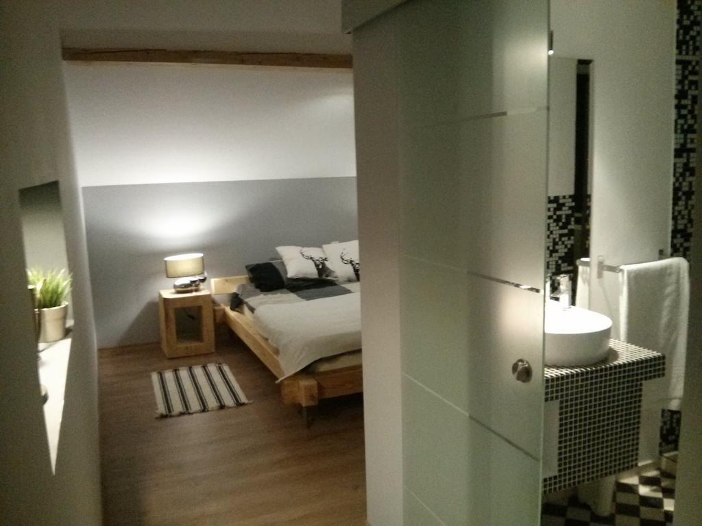 Villa Swiss Săcele Стая снимка