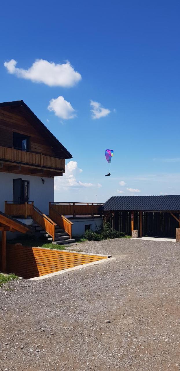 Villa Swiss Săcele Екстериор снимка