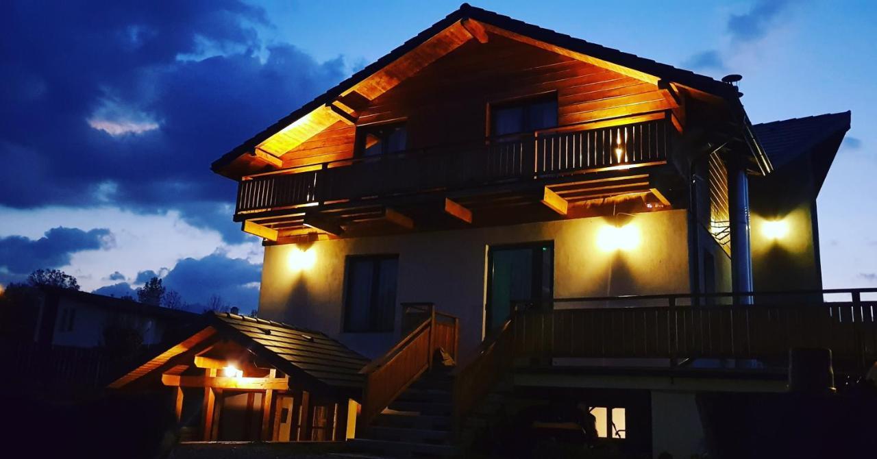 Villa Swiss Săcele Екстериор снимка