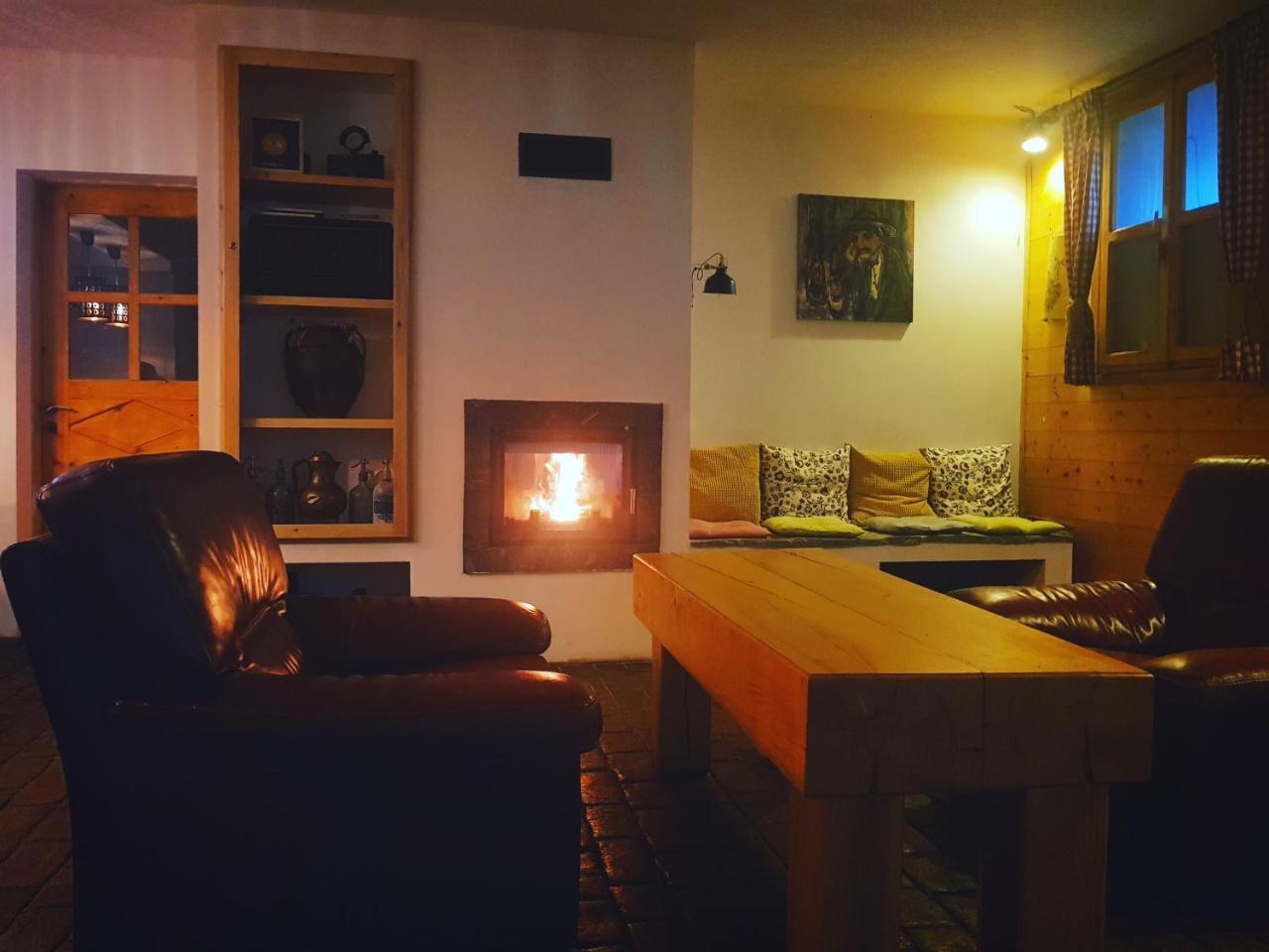 Villa Swiss Săcele Екстериор снимка