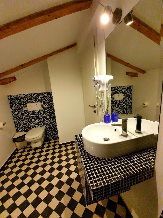 Villa Swiss Săcele Екстериор снимка